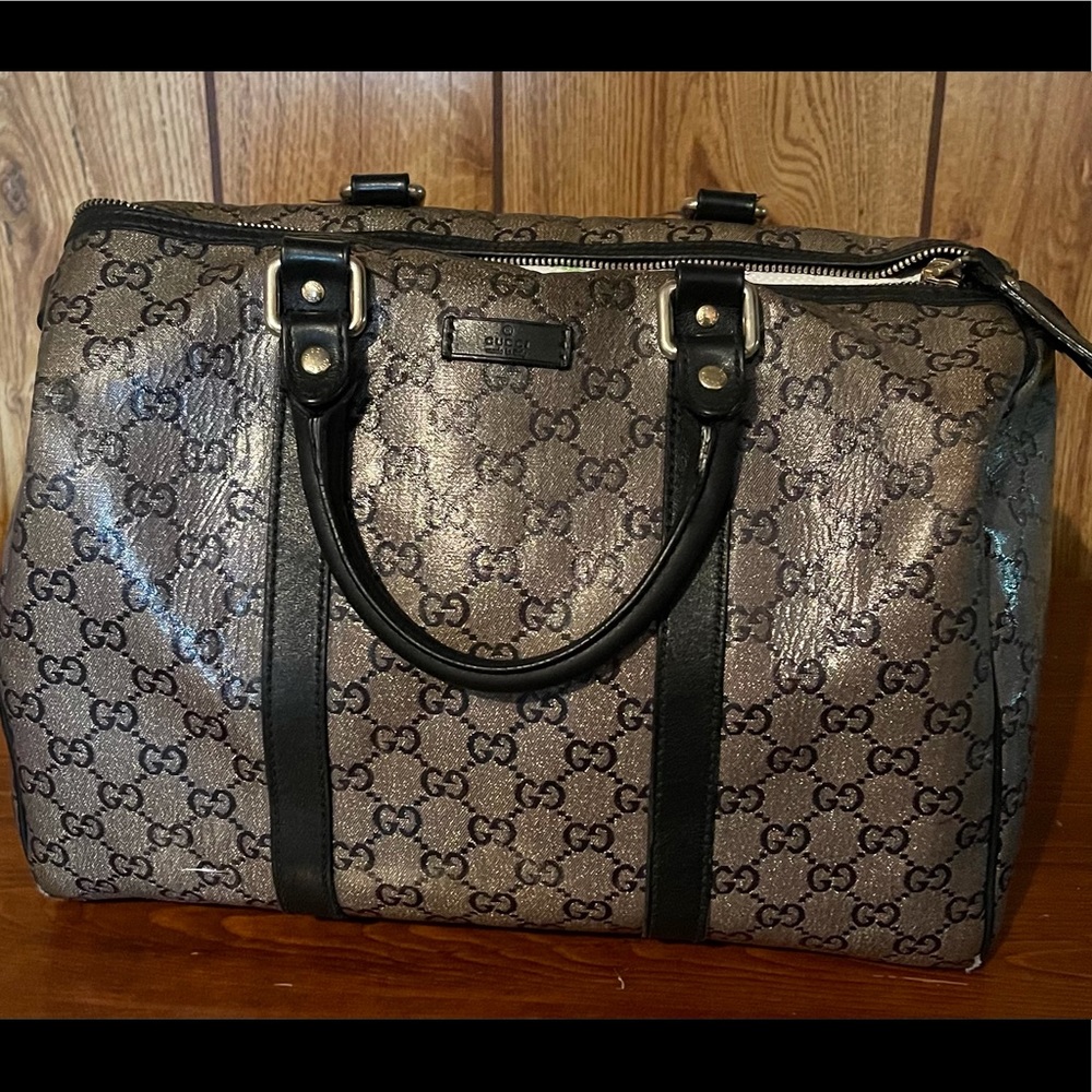 Gucci handbag
